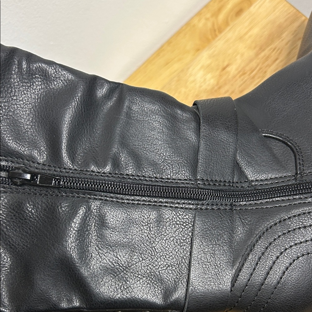 NWOT Madden Girl Black Over the Knee Boots - Picture 6 of 6